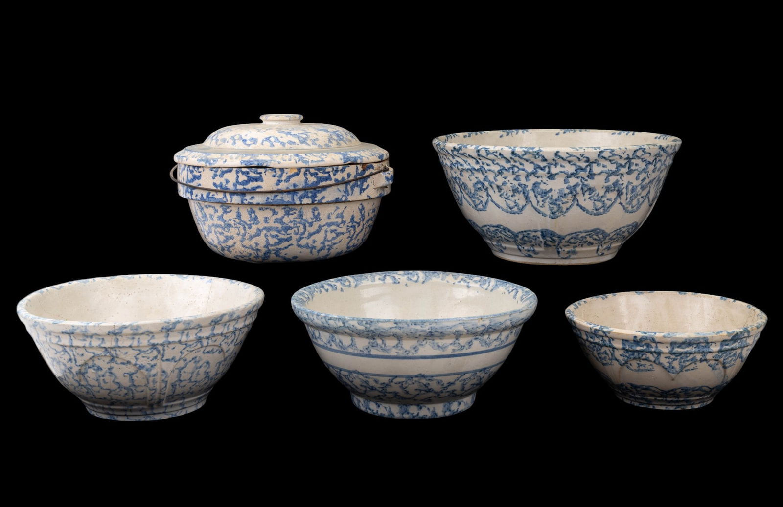 Vintage Stoneware Blue Spongeware Bowls (5) (1 of 14)