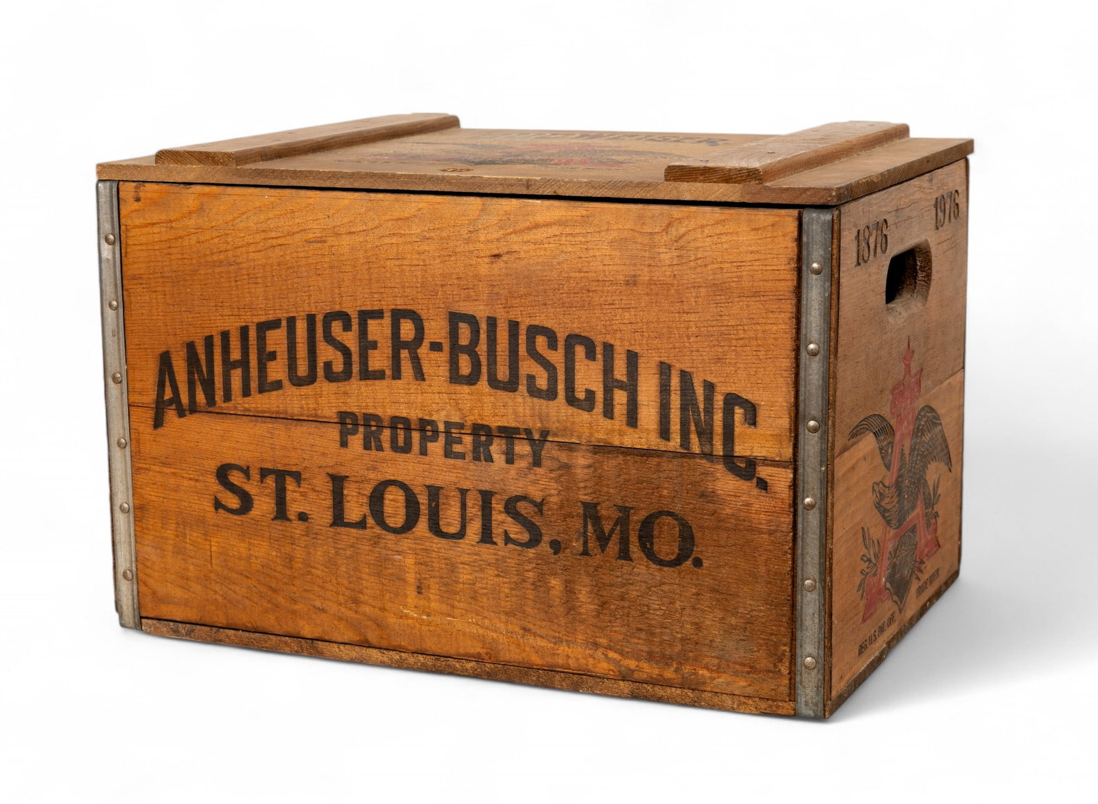 Anheuser-Busch Wooden Centennial Chest: Vintage Budweiser Anheuser-Busch centennial chest made of solid oak. Issued in 1976 for the brewery's 100th anniversary. 18x12x12"