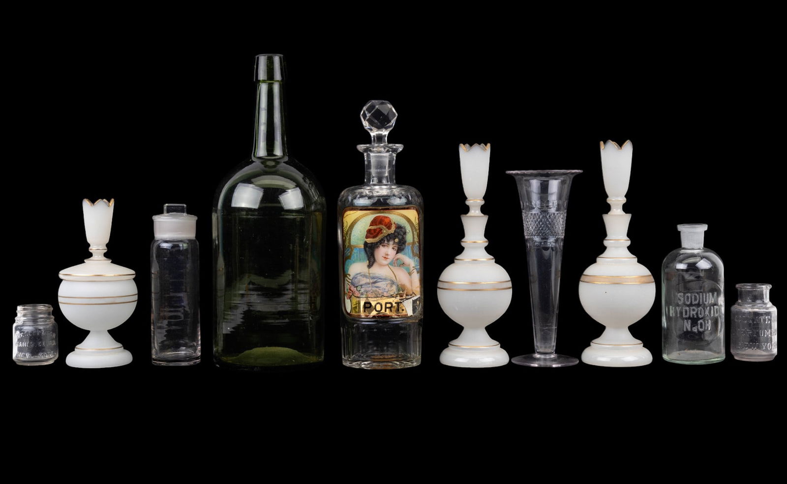 AVONビンテージ　ガラス瓶　6つセット Vintage Avon Bottles, Vases, Jars