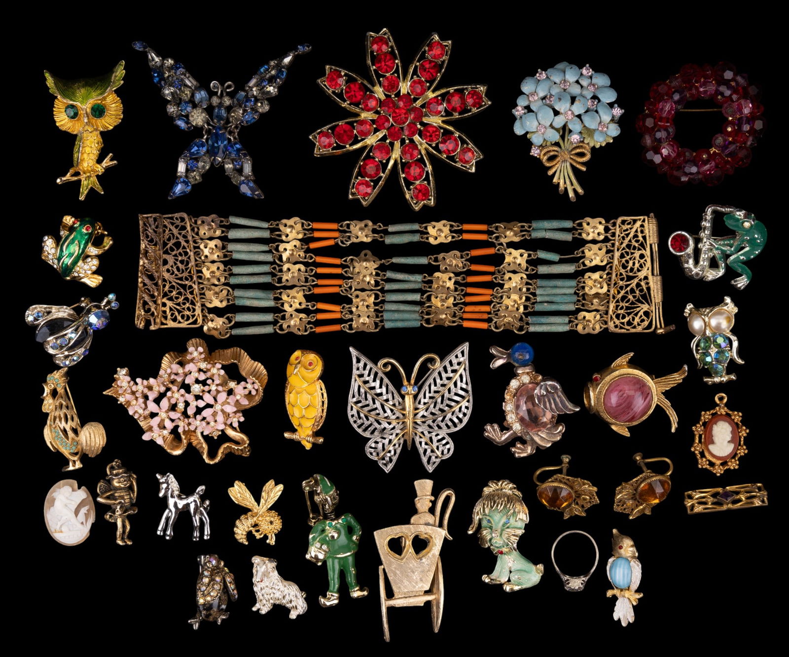 Vintage Pins and Fashion Jewelry (1 of 17)