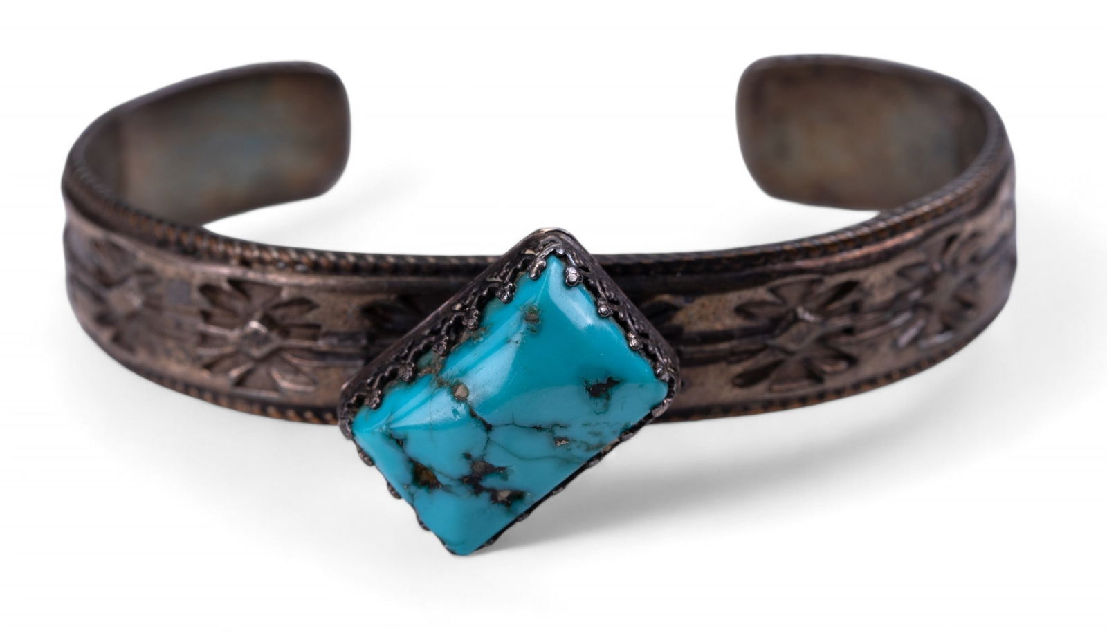Native American Sterling Cuff Bracelet (1 of 10)