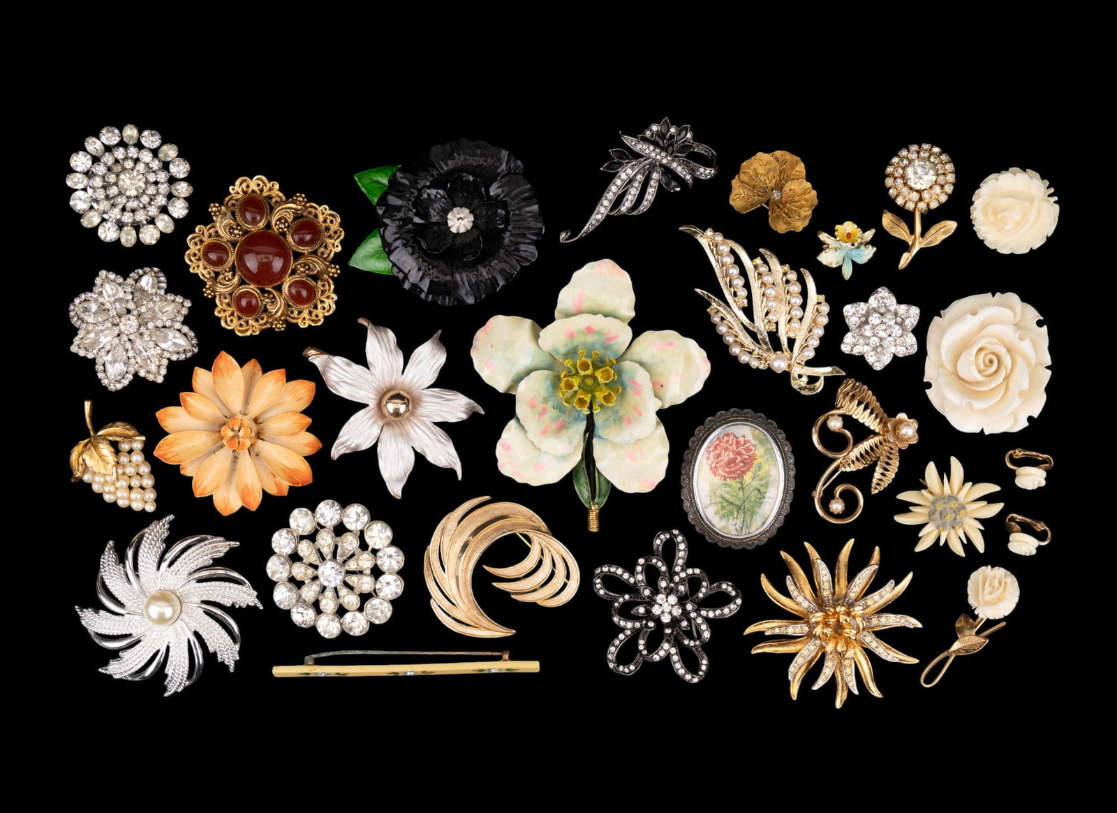 Enamel, Rhinestone, & Resin Flower Brooches (26) (1 of 17)