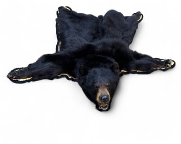 Black Bear Rug w/ Felt Liner