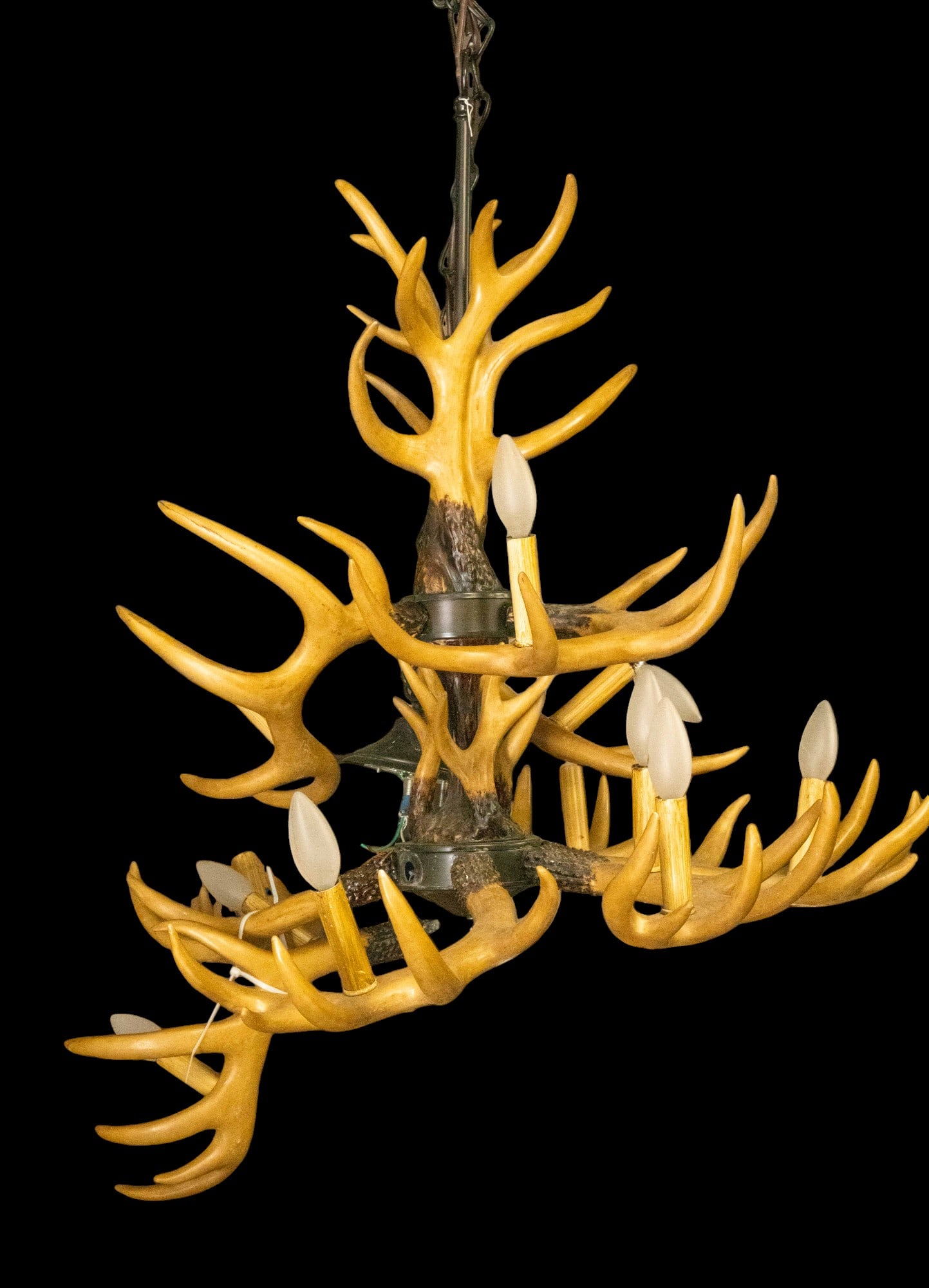 Rustic Antler Style Chandelier: Rustic chandelier of resin cast antler components measuring approx. 35" drop from hanging loop and 32" at widest point. Chandelier has some loss and is in need of restoration - untested.