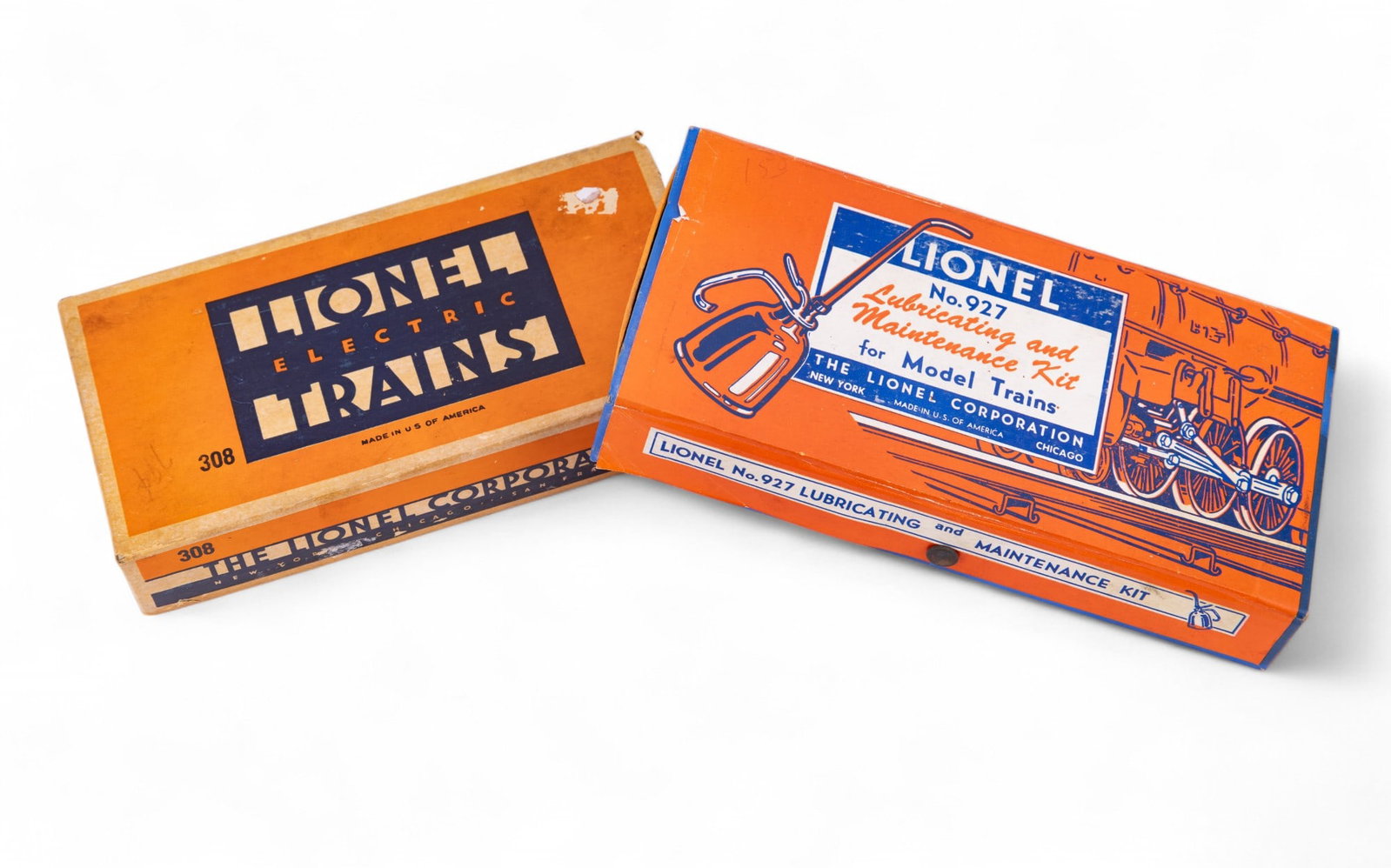 Various Post War Lionel Bundle: #308 Yard Signs and #927 Lubricating and Maintenance Kit.