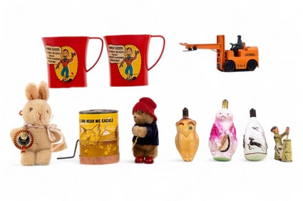 Vintage Toys, Dolls, and Novelty Items (10)