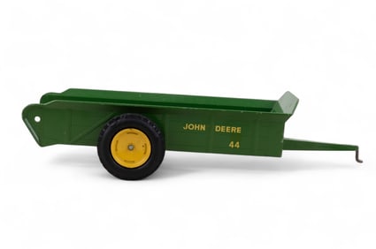 Vintage John Deere Toy Manure Spreader