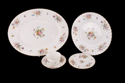 Mintons Marlow Porcelain Dinner Set