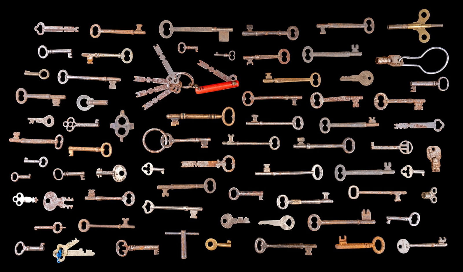 Vintage Corbin, Ford, Taylor, & More Keys (1 of 5)