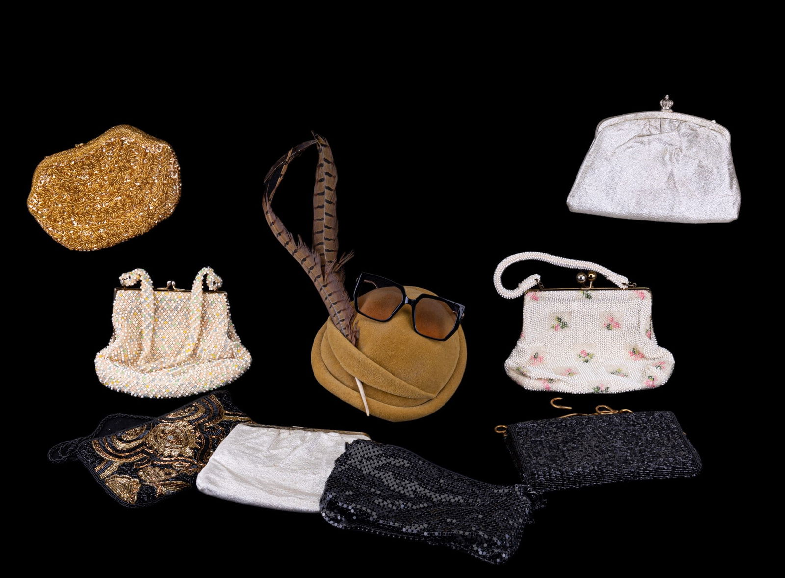 Vintage Beaded Handbags and Accessories (1 of 17)