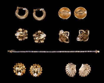 Joan rivers Earrings and Bracelet