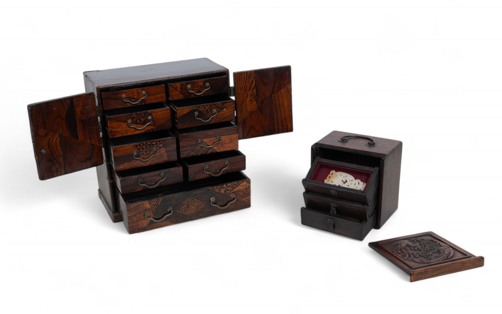 Meiji Japanese Marquetry Chest w/ 3 Jade Pieces: Meiji period (1868-1912) Japanese lacquer & marquetry jewelry box or collector's chest w/ 9 total drawers. The 2 doors to the top compartment feature designs of Mt. Fuji w/ pair of red-crowned cranes