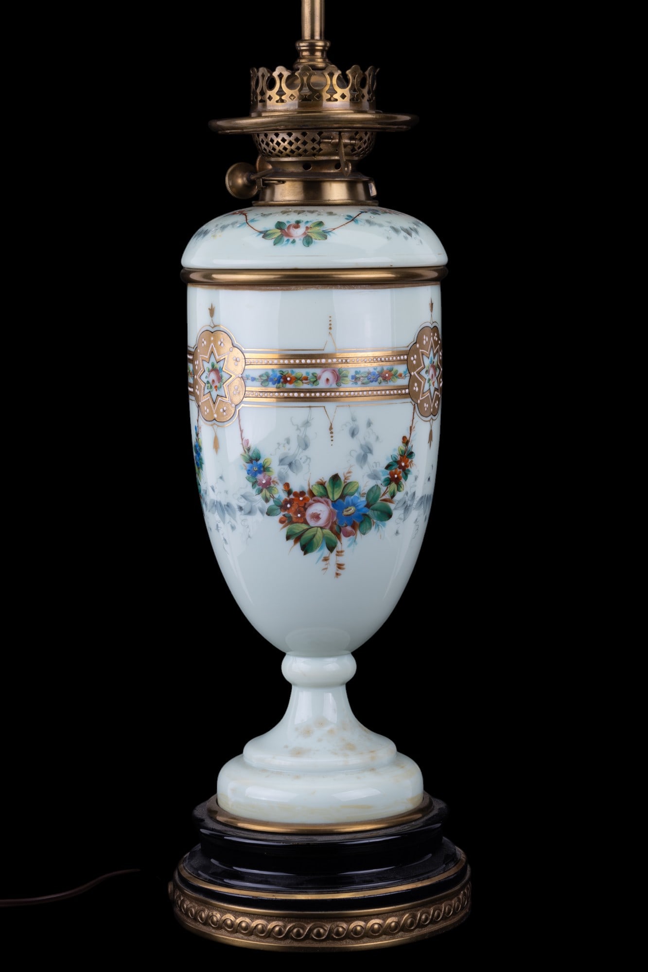 Hinks & Sons Enameled Porcelain Lamp: Hinks & Sons enameled hand-painted porcelain lamp w/ bronzed elements & floral patterns. Item measures approx. 32" tall to top of finial.