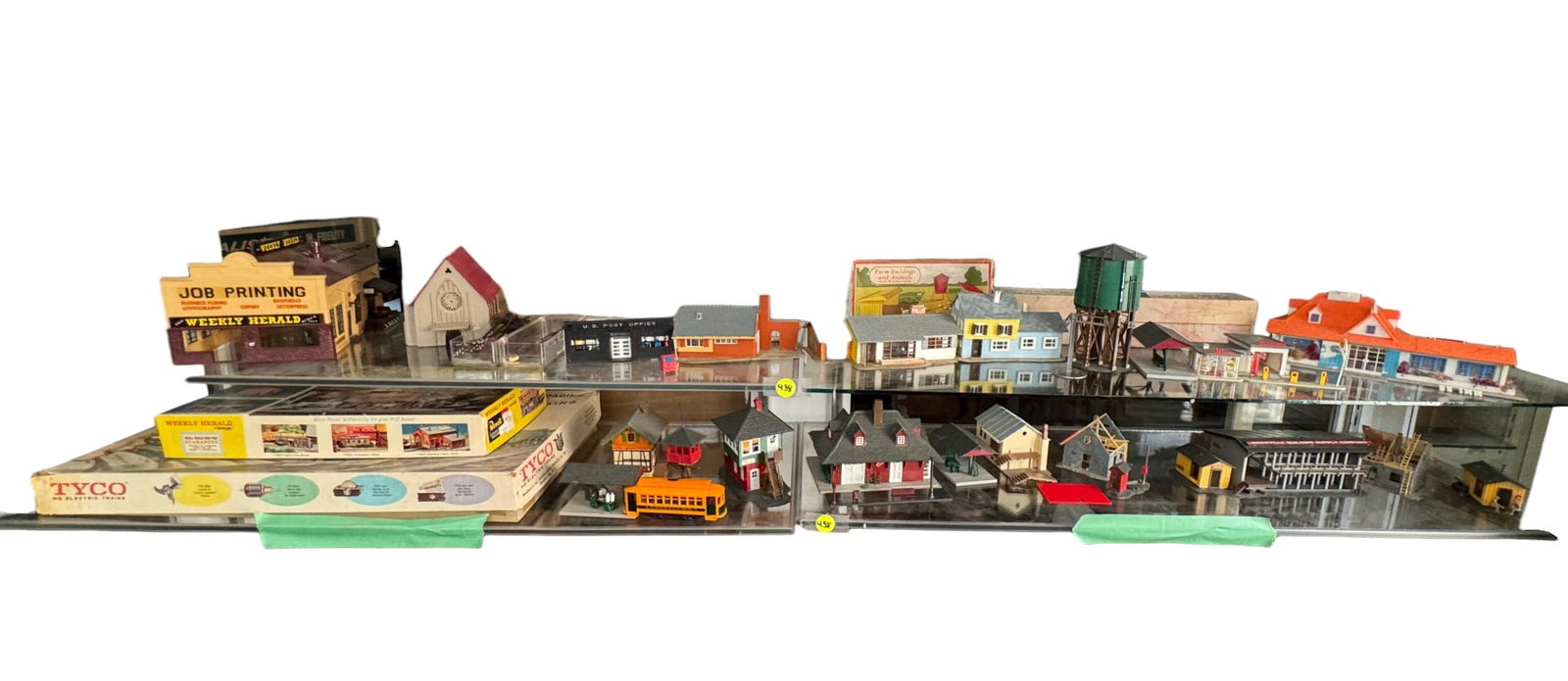 TYCO HO Scale Train Set, Atlas Track, and Scenery: Vintage TYCO HO scale model train set T6405, including a Texaco tanker, Santa Fe Tender, Engine, and boxcar, in original packaging, an assortment of 8" and 9" curved and straight Atlas Snap Track sect