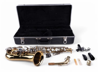 Alto Saxophone The Selmer Co. Bundy II w/ Case