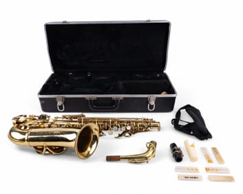 Alto Saxophone Conn Shooting Star w/ Selmer Case
