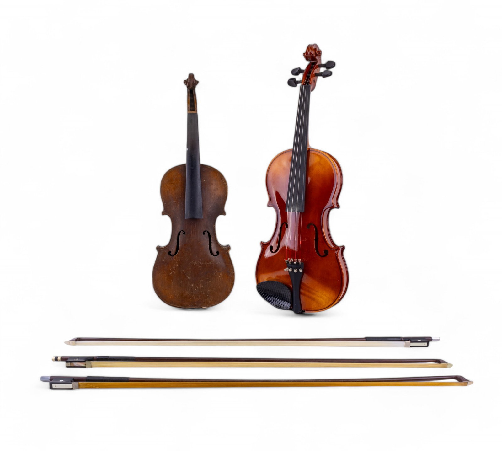 Josef Lorenz 4/4, Stradivarius Repro Violins, Bows: Josef Lorenz Luby (Schonbach) Czechoslovakia 4/4 full size violin w/ Glasser bow in black case. Violin has interior label & includes all components except for the bridge. There is a block of rosin in