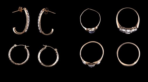 10K Gold Earrings (2 Prs.) & Rings (4)