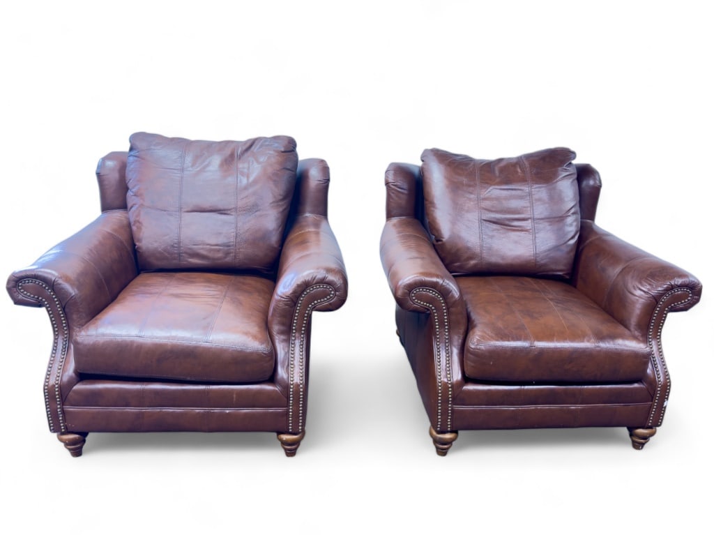 Century Furniture Leather Armchairs (Pair): A pair of Century Furniture LLC leather furniture.