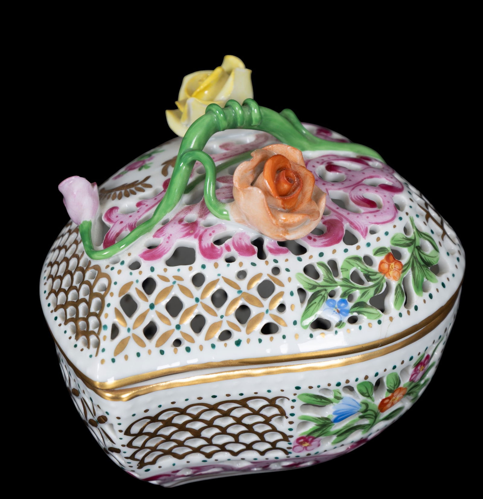 Herend Heart Floral Lattice Bonbonniere (1 of 7)