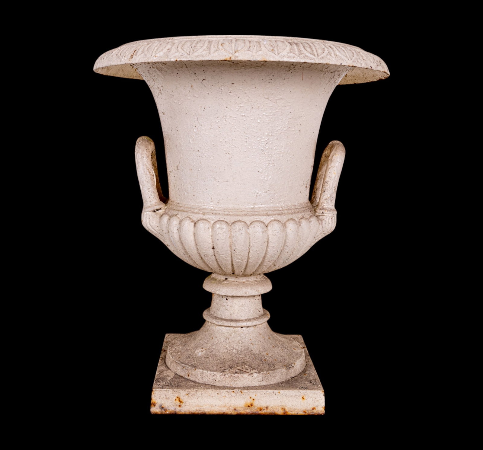 Early Large Cast Iron Planter / Garden Urn: Early classical cast iron planter / garden urn w/ patterns around the rim, on the handles, & below the handles. Item measures approx. 24" tall & 20.5" in diameter at top. Planter has some oxidation &