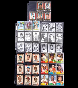 MLB 1950s & 1960s Topps Trading Cards (50)