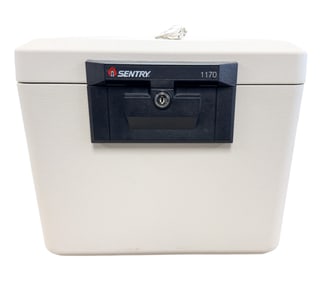 Sentry 1170 Safe w/ Key