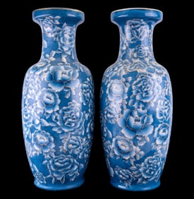 Chinese Gilded Blue Floral Rouleau Vase Pair