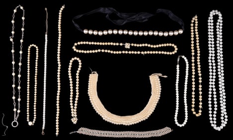 Imitation Pearl Necklaces (12)