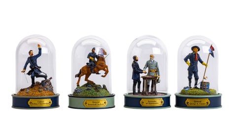 U.S. Civil War Collectible Figures Under Glass (4)