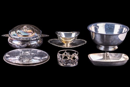 Oneida Revere Bowl and Other Silver Plate Service