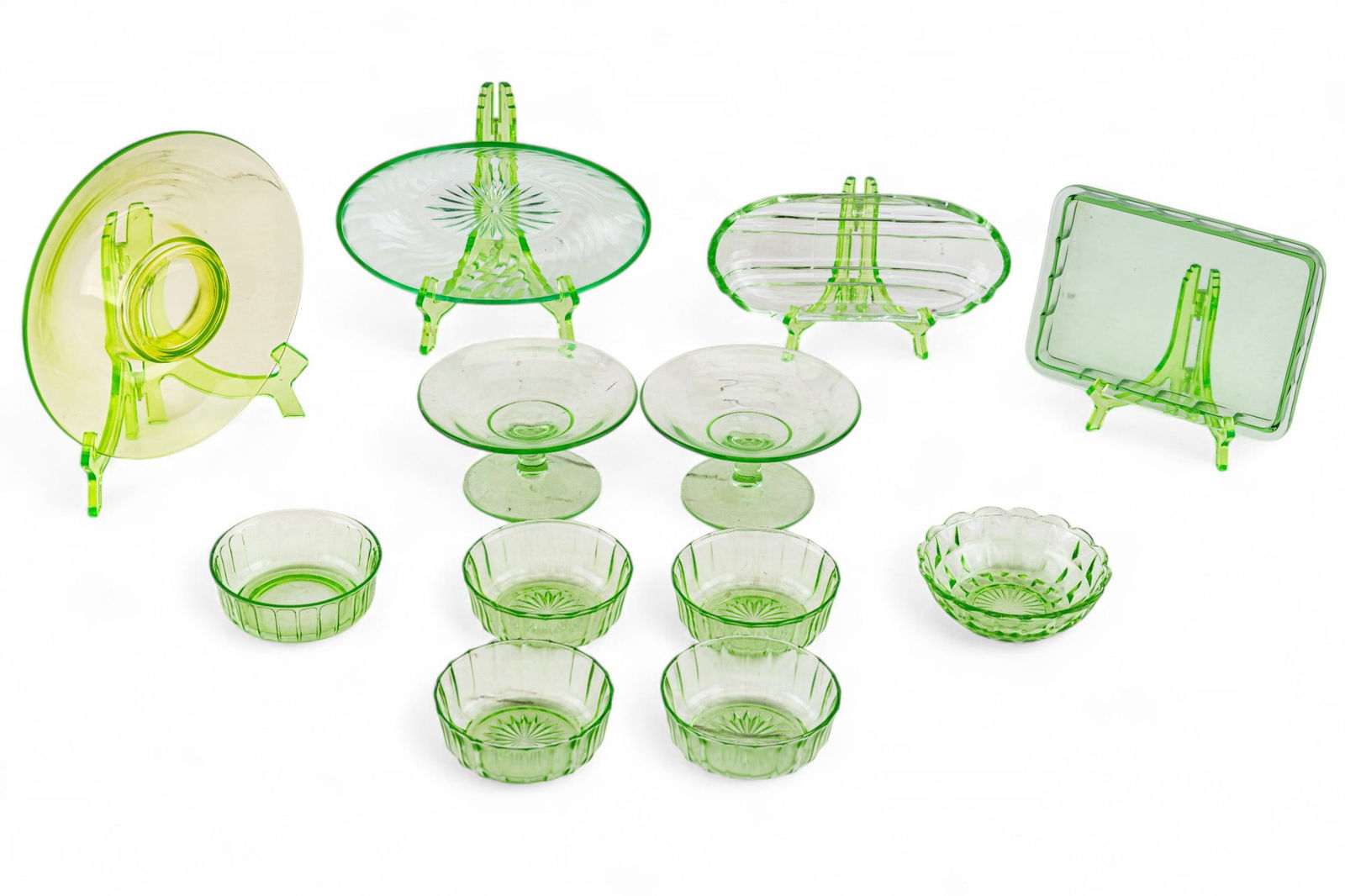 Vintage Uranium and Green Glass Dishes and Trays (1 of 10)