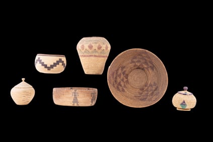 Native American Hand Woven Baskets Collection (6)
