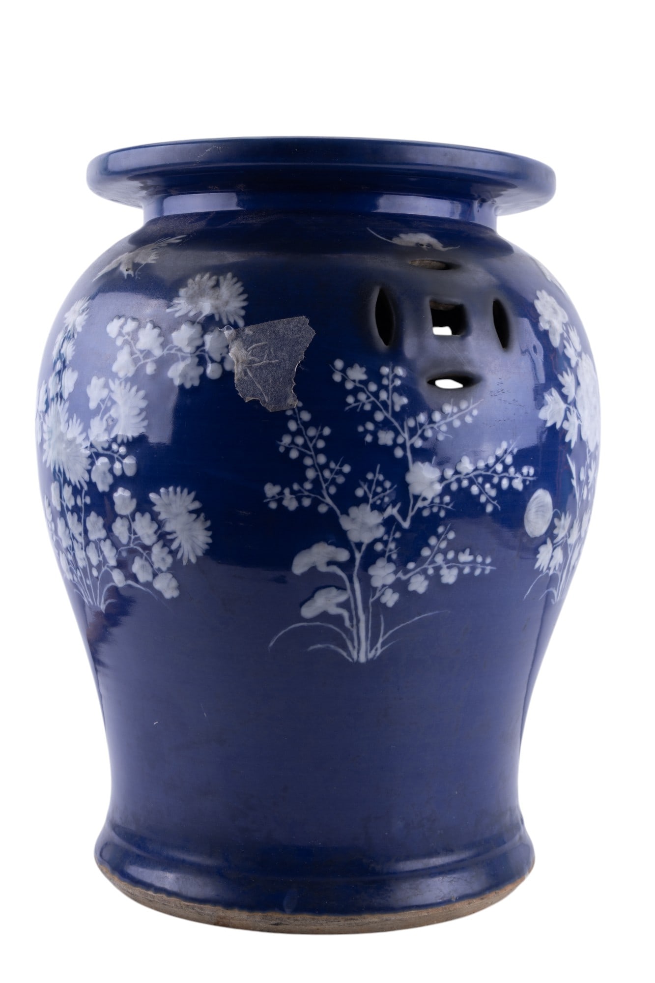 Antique Chinese Blue Porcelain Garden Seat: An antique Chinese blue glaze porcelain garden seat with white floral and bird motif. Measures approx. 18.5" high x 12" diameter at seat. Item weight: 32.4 pounds approximately.