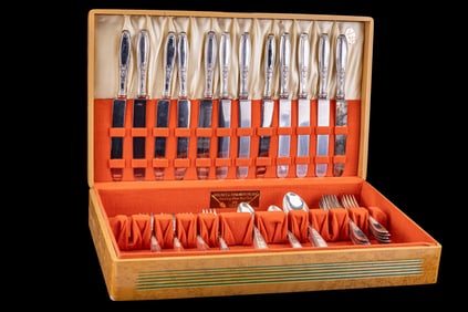 1847 Rogers Bros Ambassador Silver Plate Flatware