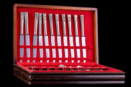 Stratford Silver "Shakespeare" Flatware (86 Pc.)