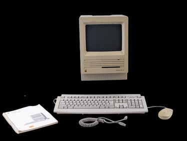 Apple Macintosh SE M5011 Personal Computer c1987