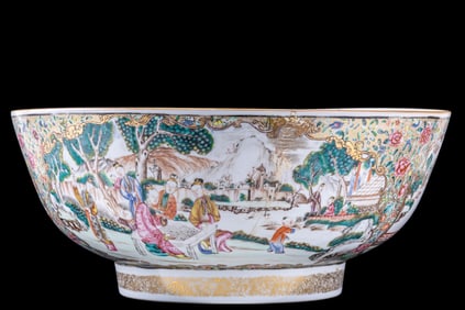 18/19th C Monumental Rose Mandarin Bowl