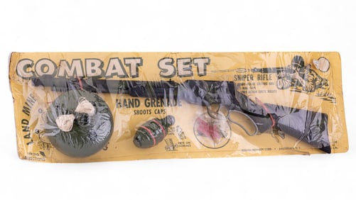 Esquire Novelty Vintage Combat Set, Rifle, Grenade