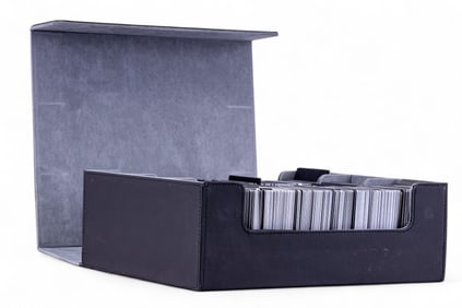 Approx. 2000+ Magic: The Gathering Cards