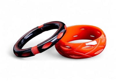 Red Bakelite Carved Vintage Bracelet