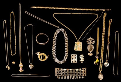 Vintage Gold Tone Chains and Jewelry