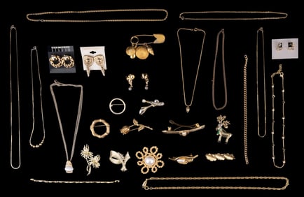 Vintage Gold Tone Jewelry, Brooches, Pins