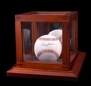 Reggie Jackson Signed Baseball