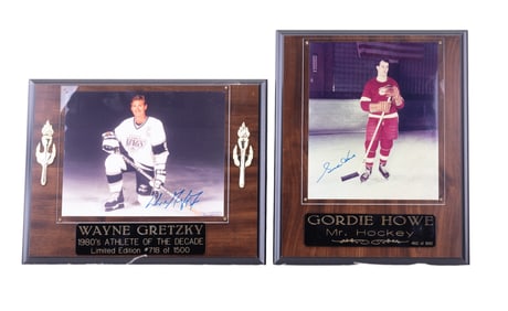 Wayne Gretzky & Gordie Howe Signed Photo Plaques