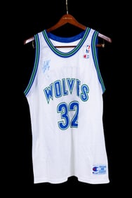 Christian Laettner Signed Timberwolves Jersey, COA