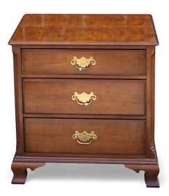 Kindel 3-Drawer Stand