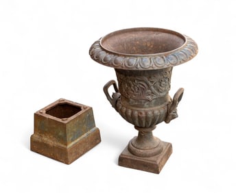 19C Cast Iron Urn (2Pcs)