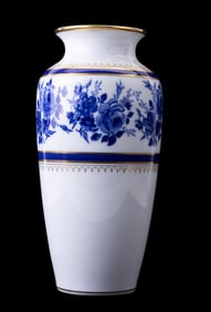 Royal Porzellan Bavaria Echt Cobalt KPM Vase