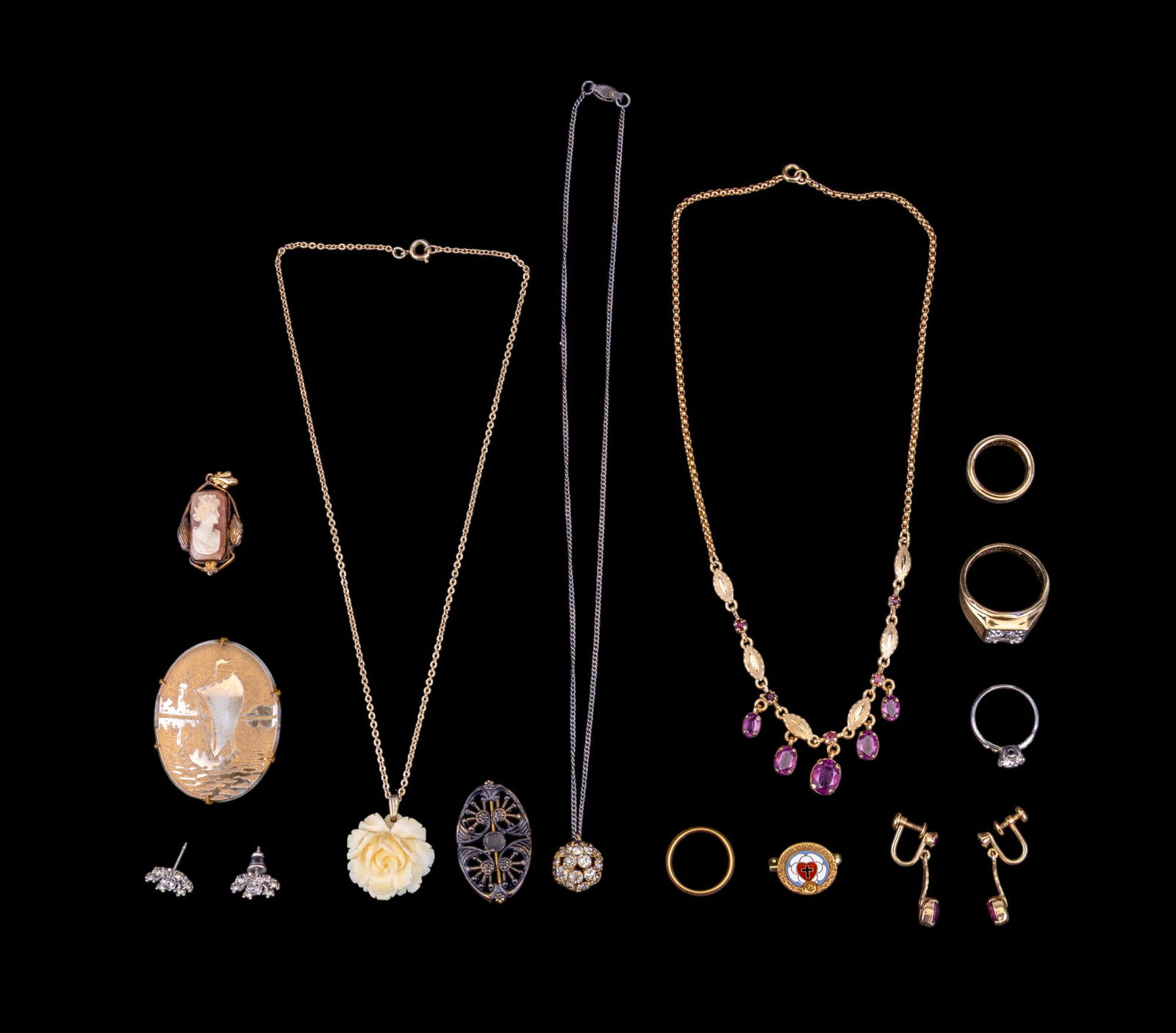 GF Rings, Van Dell, and Victorian Jewelry (1 of 20)